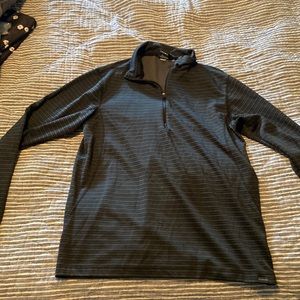 Quarter zip back mens size large shirt!